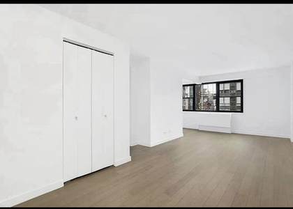 222 East 39th Street - Photo 1