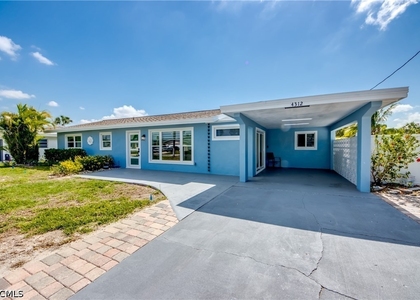 4312 S Pacific Circle - Photo 1