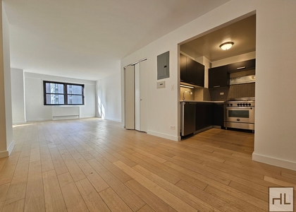 East 39th Street - Photo 1