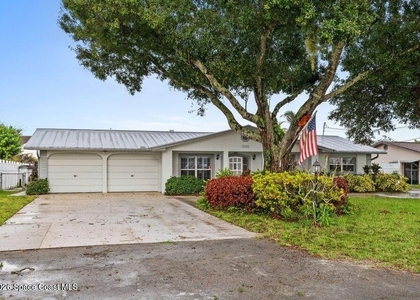 3324 Sunrise Boulevard - Photo 1