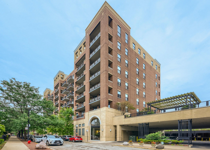 811 W 15th Place - Photo 1