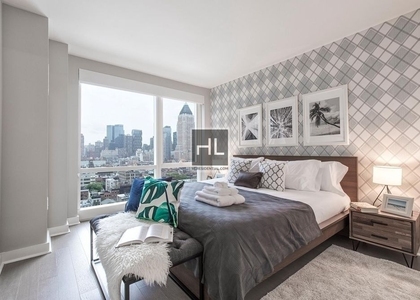 West 42nd Street - Photo 1