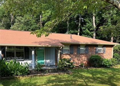 130 Shaw Drive - Photo 1