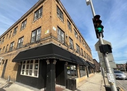 154 Des Plaines Avenue - Photo 1