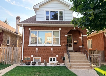 5540 N Luna Avenue - Photo 1