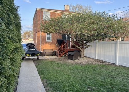 1748 Orchard Street - Photo 1