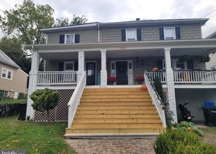 235 Millwood Avenue - Photo 1