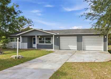 38 Regina Boulevard - Photo 1