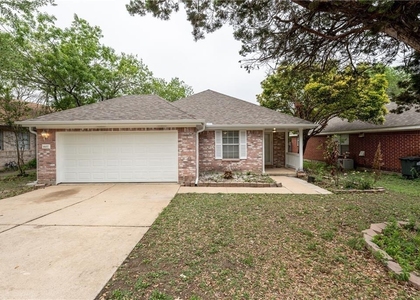 1607 Greening Way - Photo 1