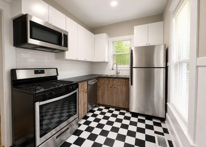 514 E 38th St - Photo 1