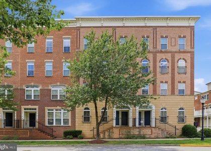 317 Community Center Avenue - Photo 1