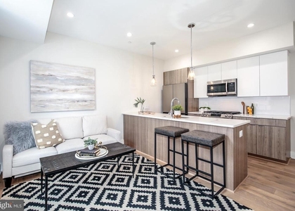 1421 Spring Road Nw - Photo 1