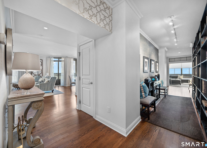 100 Parrott Drive - Photo 1