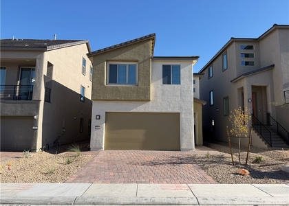 5925 Obsidian Sky Avenue - Photo 1