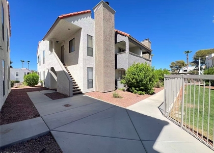 2112 Sunfish Drive - Photo 1