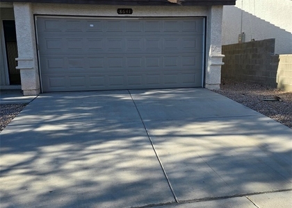 8641 Toscana Lane - Photo 1