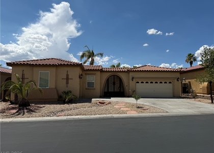 7185 Windy Peak Court - Photo 1