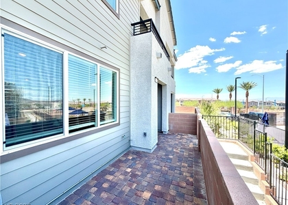 1502 Eva Crossing Place - Photo 1