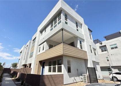 659 Fortis Creek Street - Photo 1