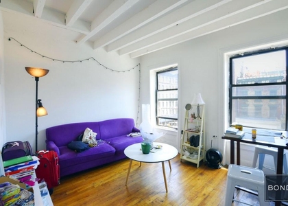 Second Avenue - Photo 1