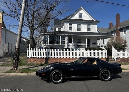 608 Park Place Avenue - Photo 1