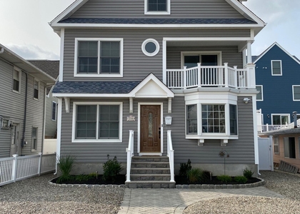 219 3rd Avenue - Photo 1