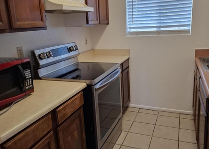 1345 E Campbell Avenue - Photo 1