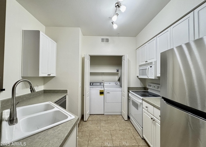 1701 E Colter Street - Photo 1