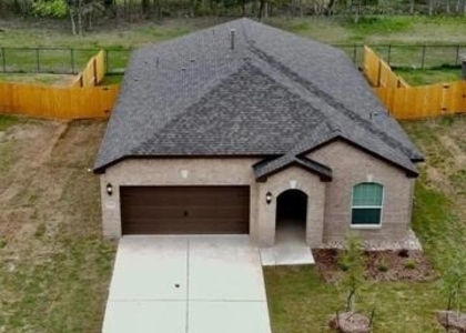 2024 Brentwood Drive - Photo 1
