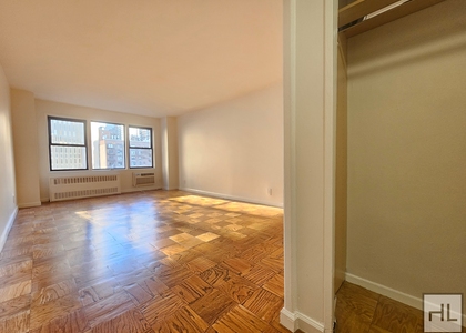 East 36 Street - Photo 1