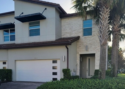 9044 Kingsmoor Way - Photo 1