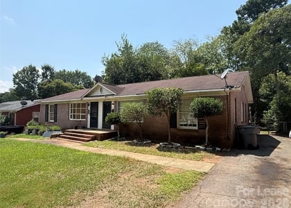 3721 Driftwood Drive - Photo 1