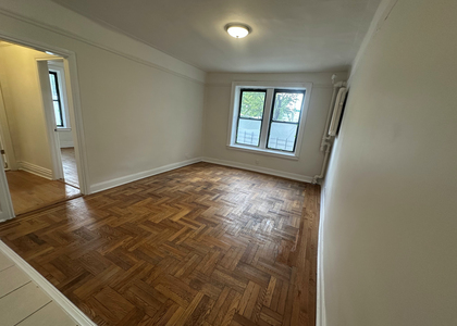 108 Park Terrace East - Photo 1