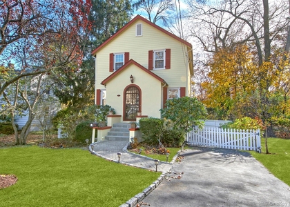 17 Haven Avenue - Photo 1
