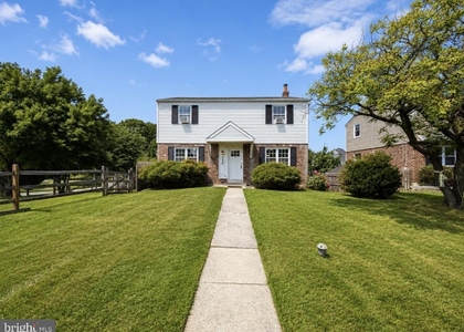 256 W Beidler Road - Photo 1