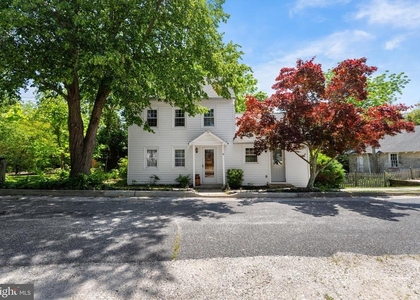 4 Water Street - Photo 1