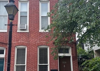 306 Penn Street - Photo 1