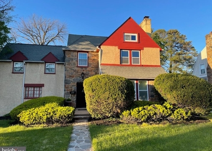 6305 E Fordham Drive - Photo 1