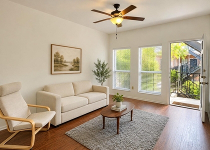 2801 Rio Grande St - Photo 1