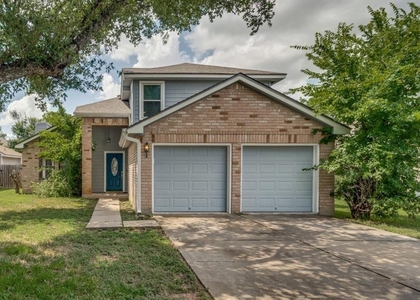 15902 De Peer Ave - Photo 1