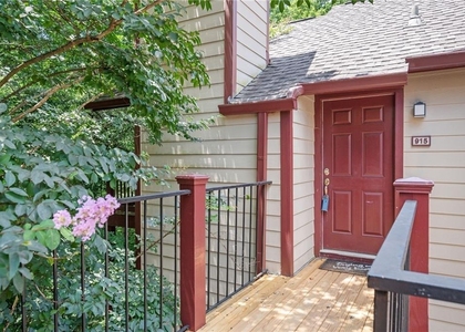 915 Wentworth Court - Photo 1