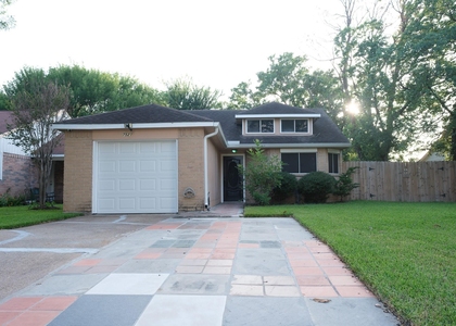 7521 Brookleaf Drive - Photo 1
