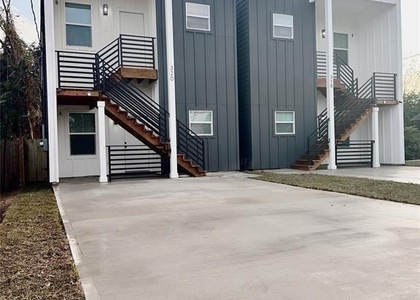 320 Tennessee Street - Photo 1