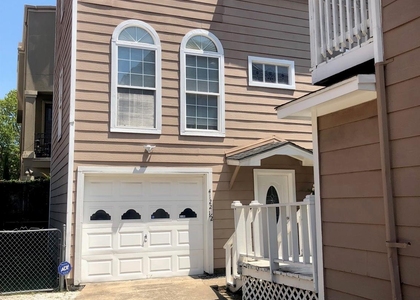 4122 Drake Street - Photo 1