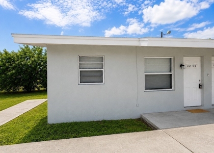 3240 Dora Street - Photo 1