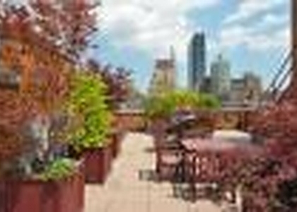 West 35th Street - Photo 1