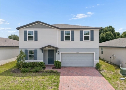 2339 White Tail - Photo 1