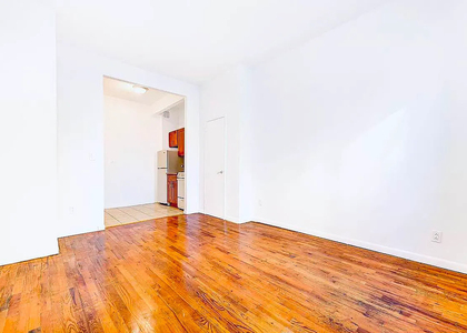 10th Street/2nd Avenue - Photo 1