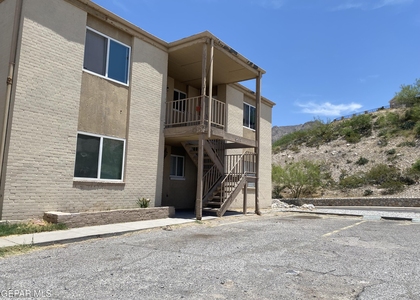 5200 Carousel Drive - Photo 1