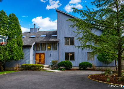 23 Valley View Drive - Photo 1